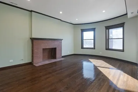 444 East 48th Street Chicago IL 60615