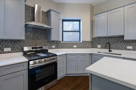 444 East 48th Street Chicago IL 60615