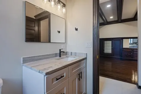 444 East 48th Street Chicago IL 60615