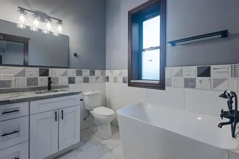 444 East 48th Street Chicago IL 60615