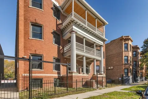 444 East 48th Street Chicago IL 60615