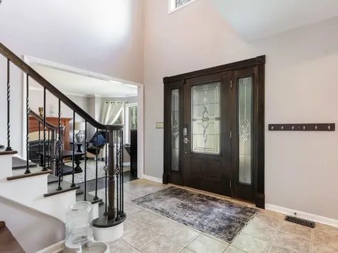 27W306 Victoria Lane Winfield IL 60190