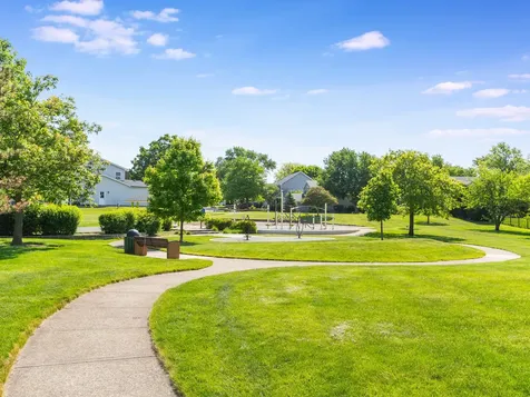 27W306 Victoria Lane Winfield IL 60190