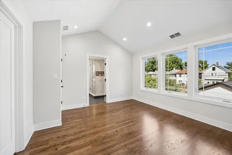 742 Highland Avenue Oak Park IL 60304