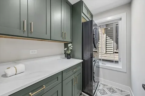 742 Highland Avenue Oak Park IL 60304