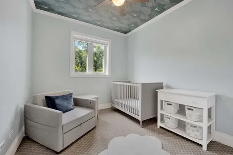 1825 West Sunnyside Avenue Chicago IL 60640
