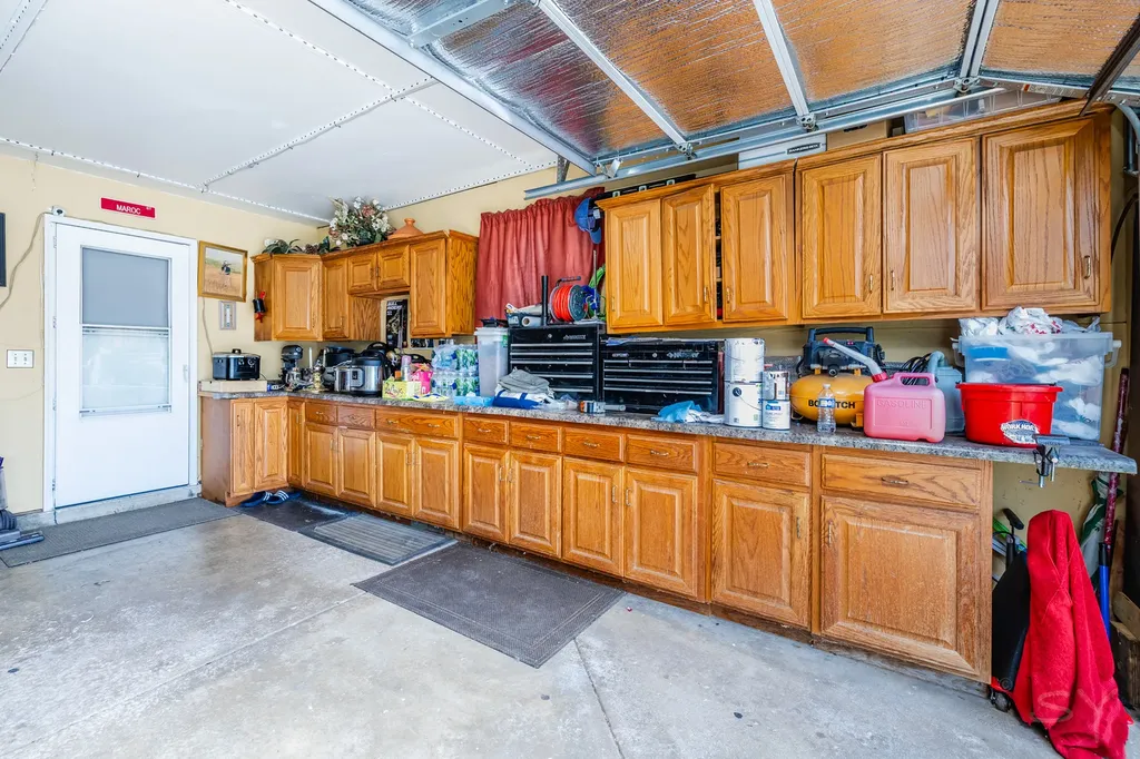 2900 Dorothy Drive Aurora IL 60504