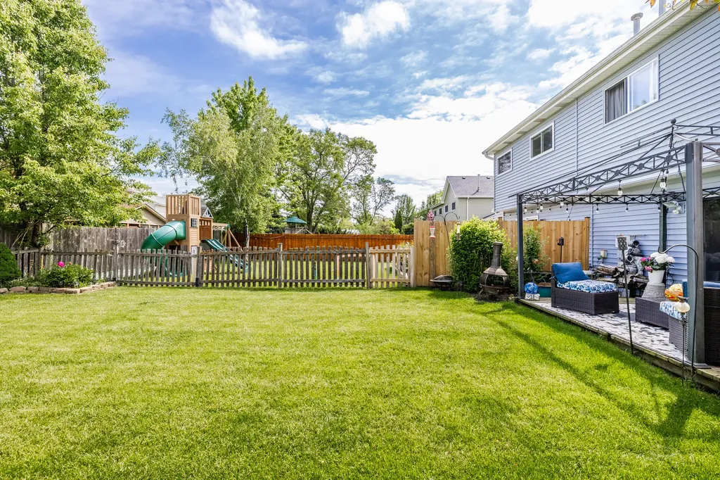 2900 Dorothy Drive Aurora IL 60504