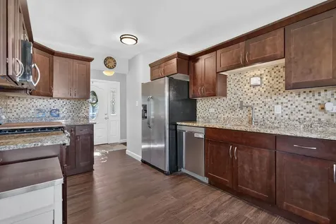 17830 65TH Avenue Tinley Park IL 60477
