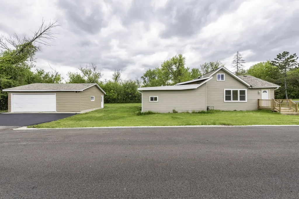 40510 North Marcus Street Antioch IL 60002