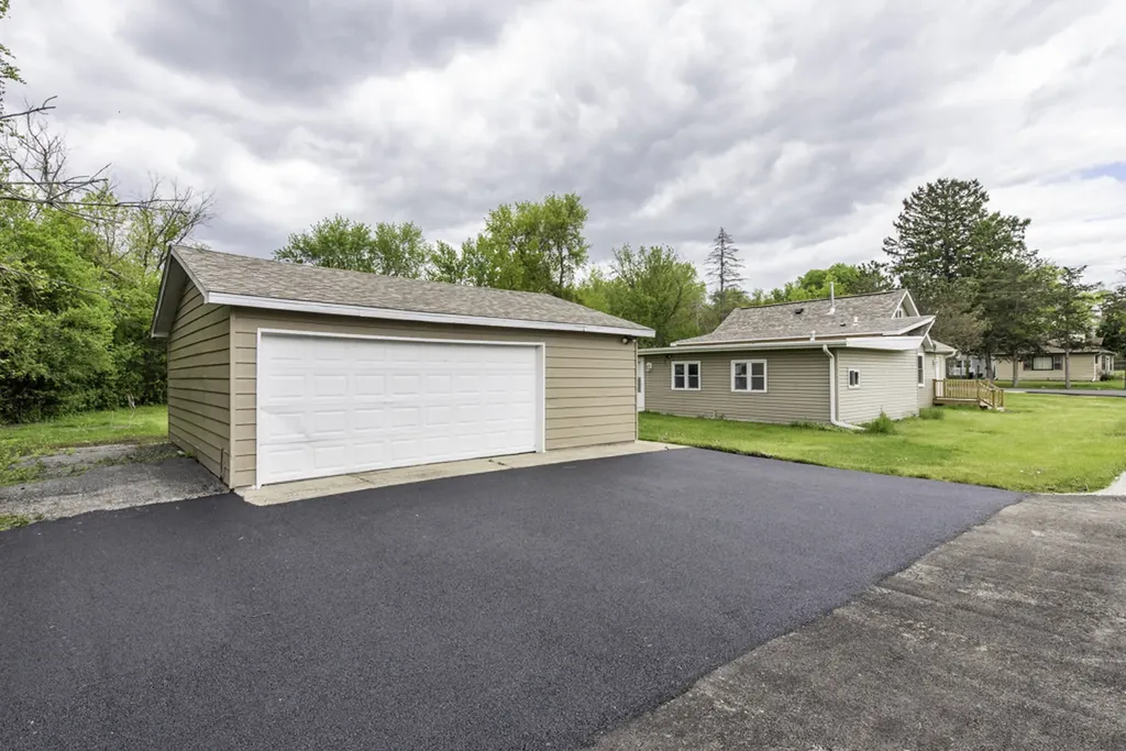 40510 North Marcus Street Antioch IL 60002