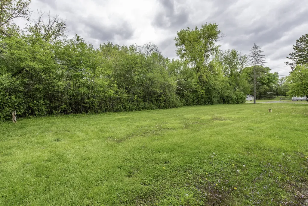 40510 North Marcus Street Antioch IL 60002