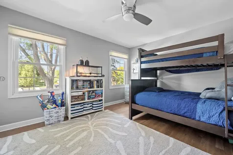 621 Nordic Court Libertyville IL 60048