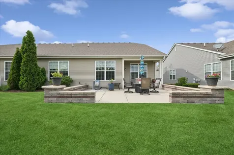 605 North Falls Circle Pingree Grove IL 60140
