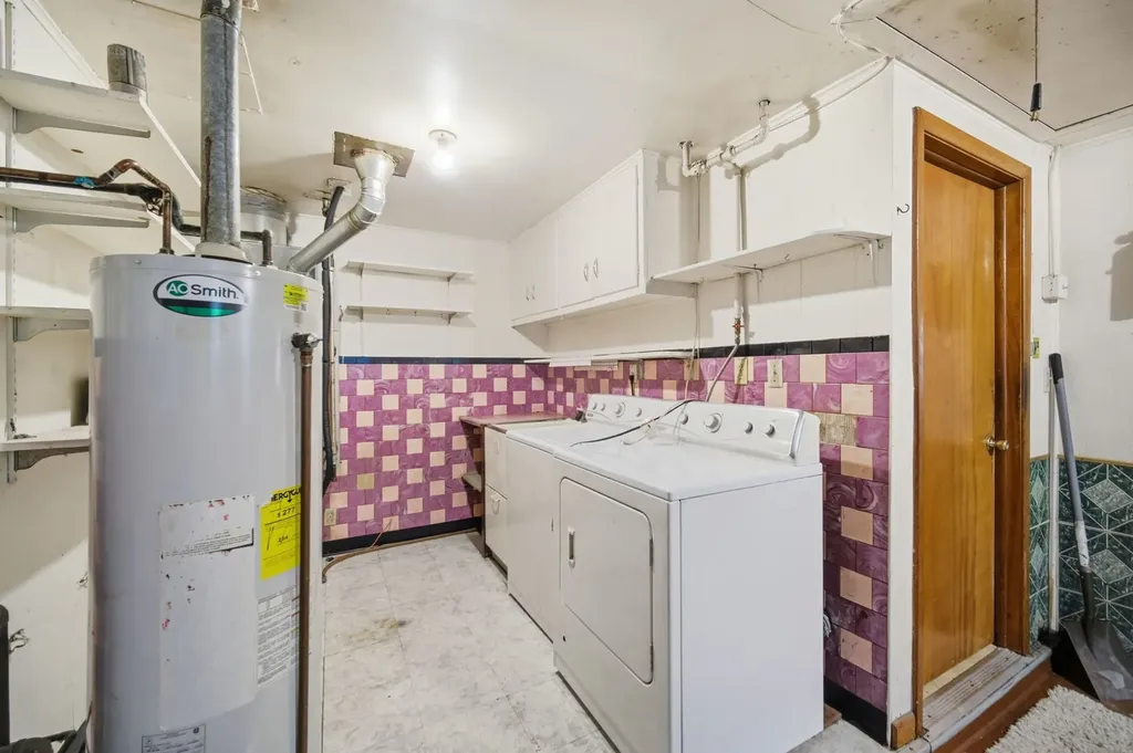 934 Pennsylvania Avenue Aurora IL 60506