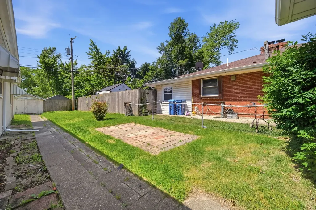 934 Pennsylvania Avenue Aurora IL 60506