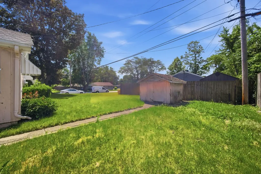 934 Pennsylvania Avenue Aurora IL 60506