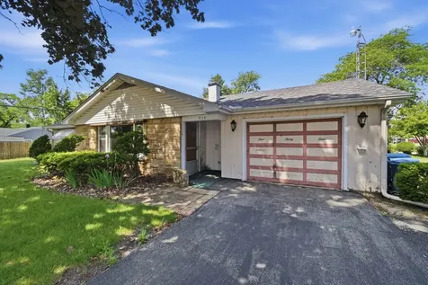 934 Pennsylvania Avenue Aurora IL 60506