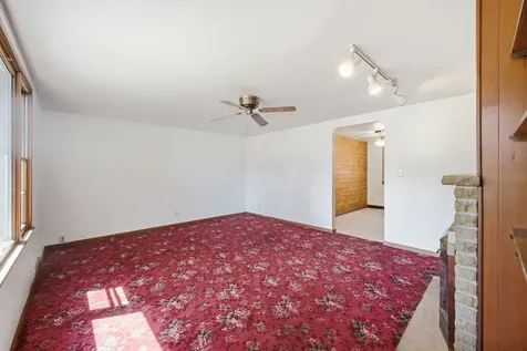 934 Pennsylvania Avenue Aurora IL 60506