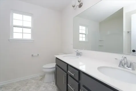860 Preston Court Oswego IL 60543