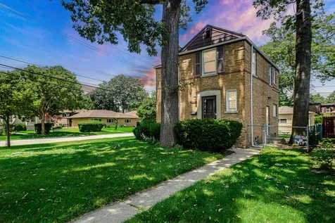 5344 Mulford Street Skokie IL 60077