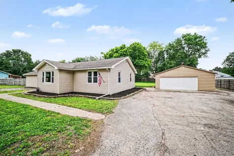 936 Old Indian Trail Aurora IL 60506