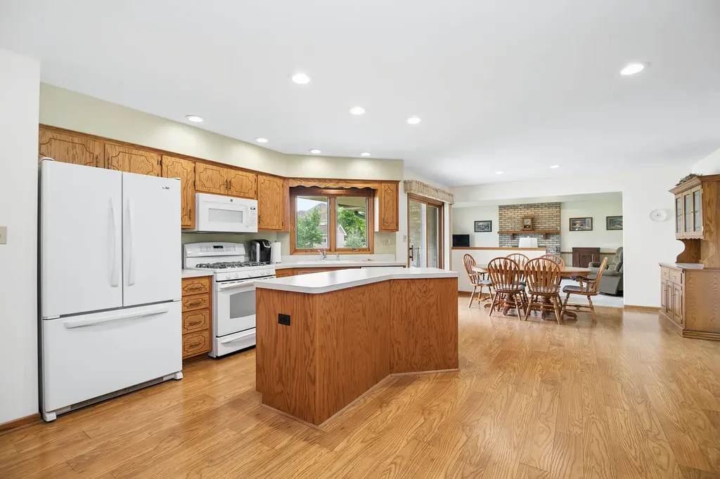17613 Ryan Lane Orland Park IL 60467