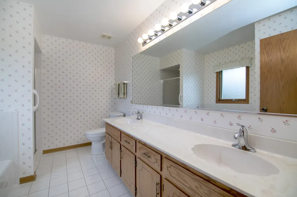 17613 Ryan Lane Orland Park IL 60467