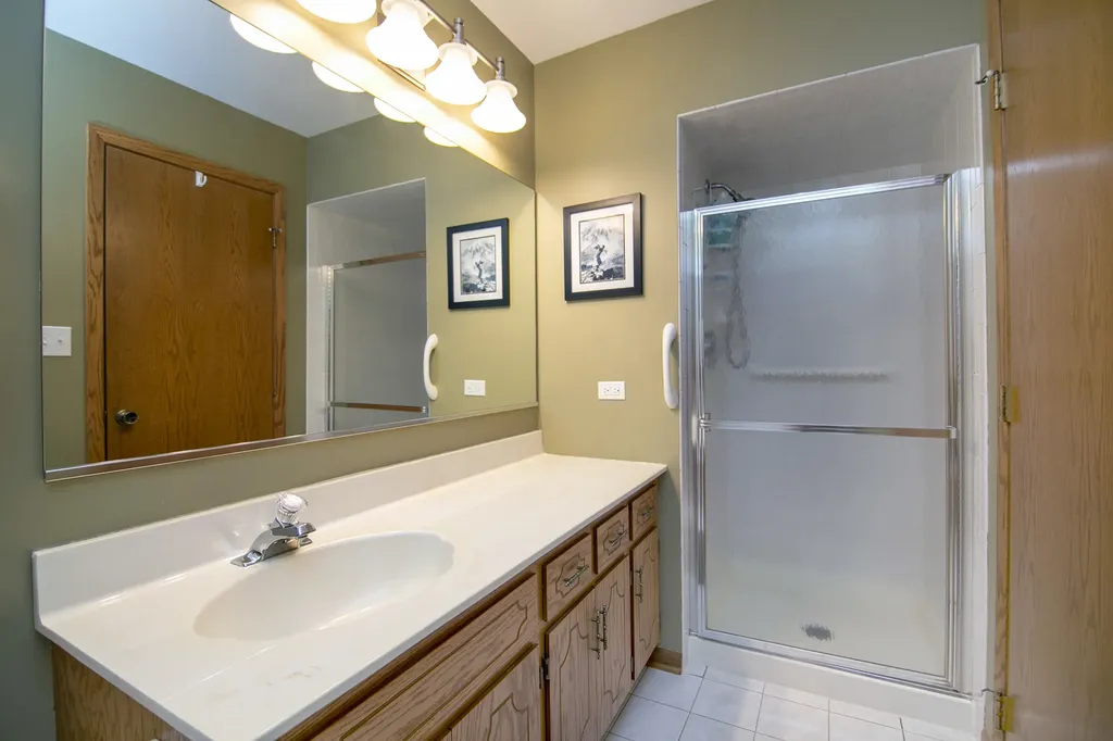 17613 Ryan Lane Orland Park IL 60467
