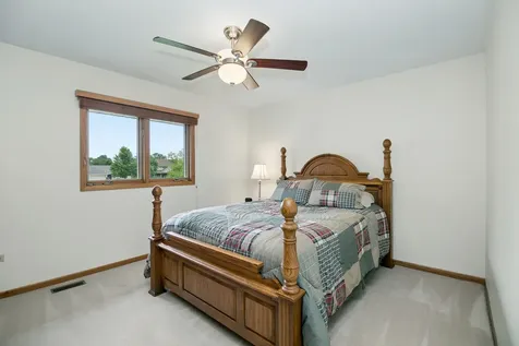 17613 Ryan Lane Orland Park IL 60467
