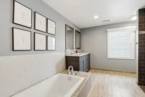 114 Hickory Street Frankfort IL 60423