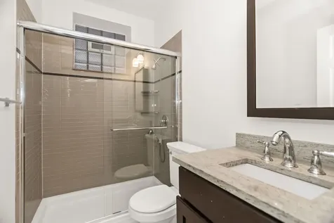 3928 North Greenview Avenue Chicago IL 60613