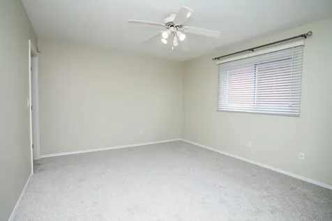 14 Canterbury Court Bloomington IL 61701