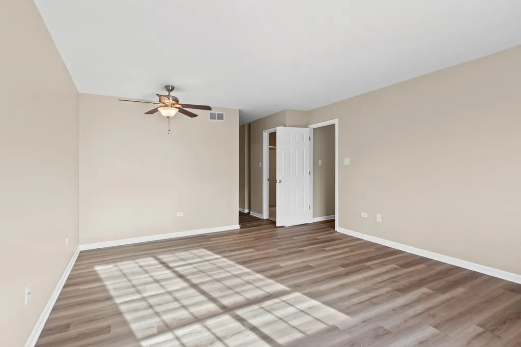 3490 Willowview Court Aurora IL 60504