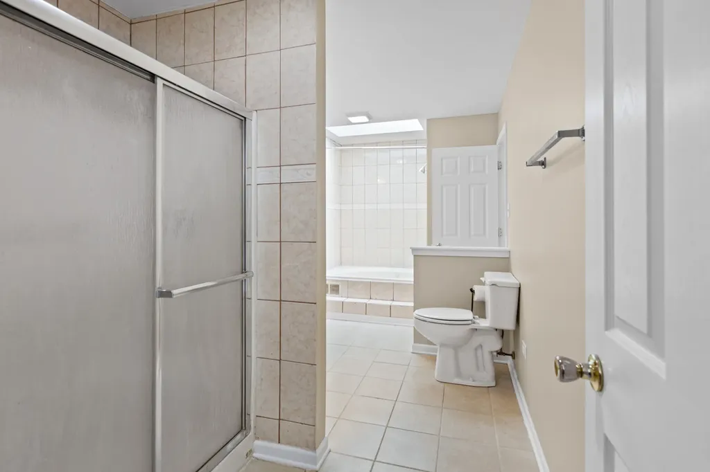 3490 Willowview Court Aurora IL 60504