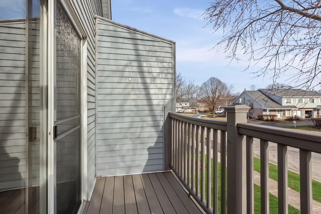 3490 Willowview Court Aurora IL 60504