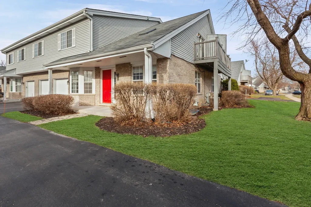 3490 Willowview Court Aurora IL 60504