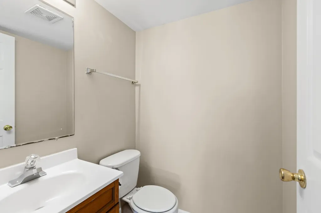3490 Willowview Court Aurora IL 60504