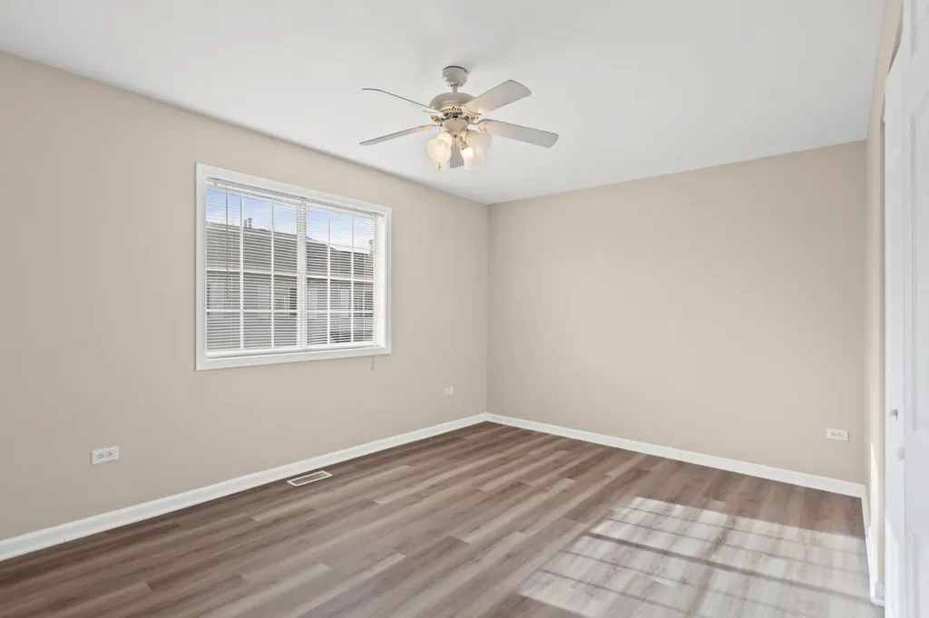 3490 Willowview Court Aurora IL 60504
