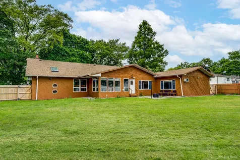 11647 South Tripp Avenue Alsip IL 60803