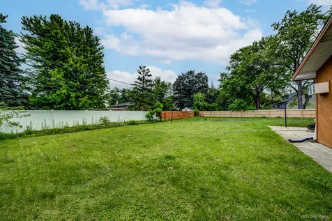 11647 South Tripp Avenue Alsip IL 60803