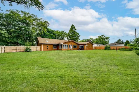 11647 South Tripp Avenue Alsip IL 60803