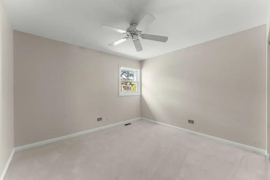 1093 Poplar Court Lake Zurich IL 60047