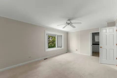 1093 Poplar Court Lake Zurich IL 60047