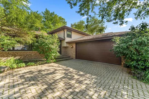 1093 Poplar Court Lake Zurich IL 60047