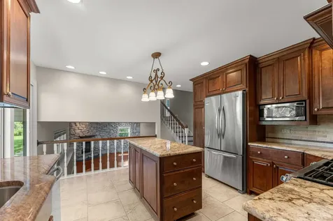 1093 Poplar Court Lake Zurich IL 60047