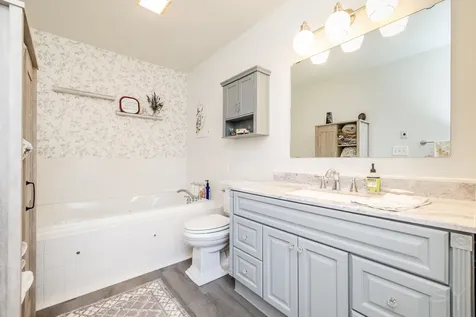9208 North 14500e Road Grant Park IL 60940