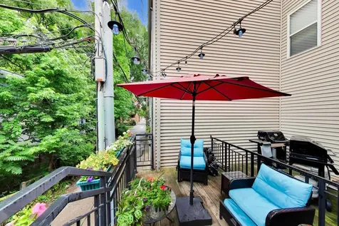 2011 West Chase Avenue Chicago IL 60645