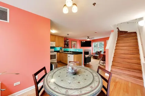 2011 West Chase Avenue Chicago IL 60645