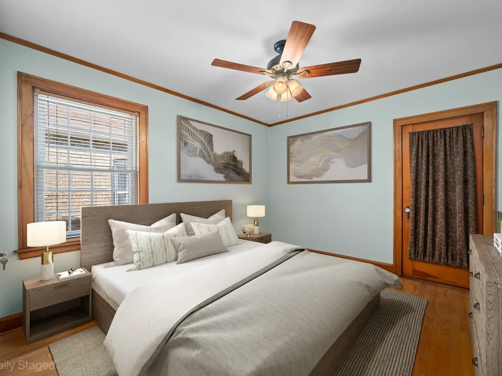 6950 West Barry Avenue Chicago IL 60634